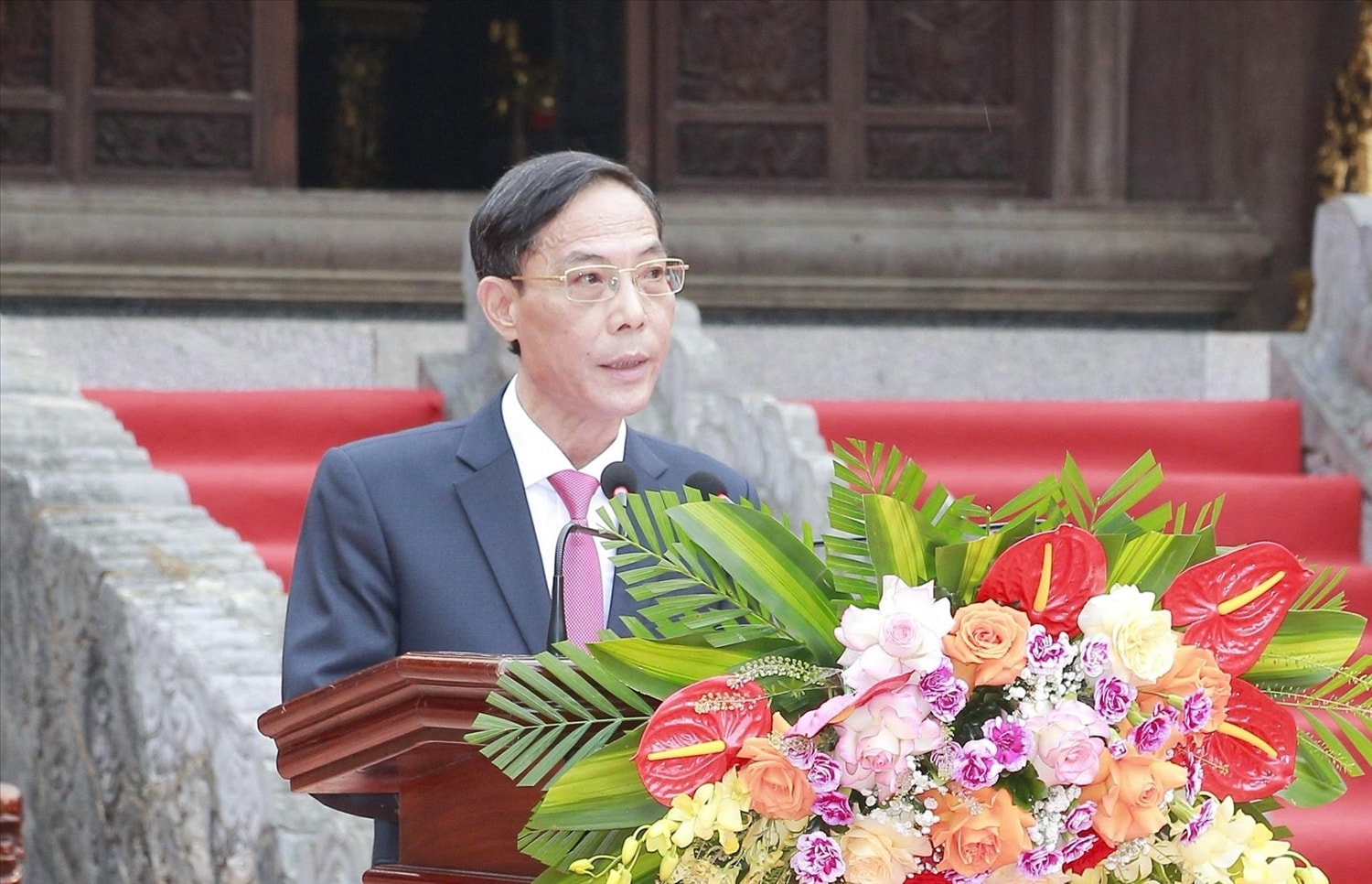 Ông Đầu Thanh Tùng, Phó Chủ tịch UBND tỉnh Thanh Hóa, đọc diễn văn khai hội Ông Đầu Thanh Tùng, Phó Chủ tịch UBND tỉnh Thanh Hóa, đọc diễn văn khai hội