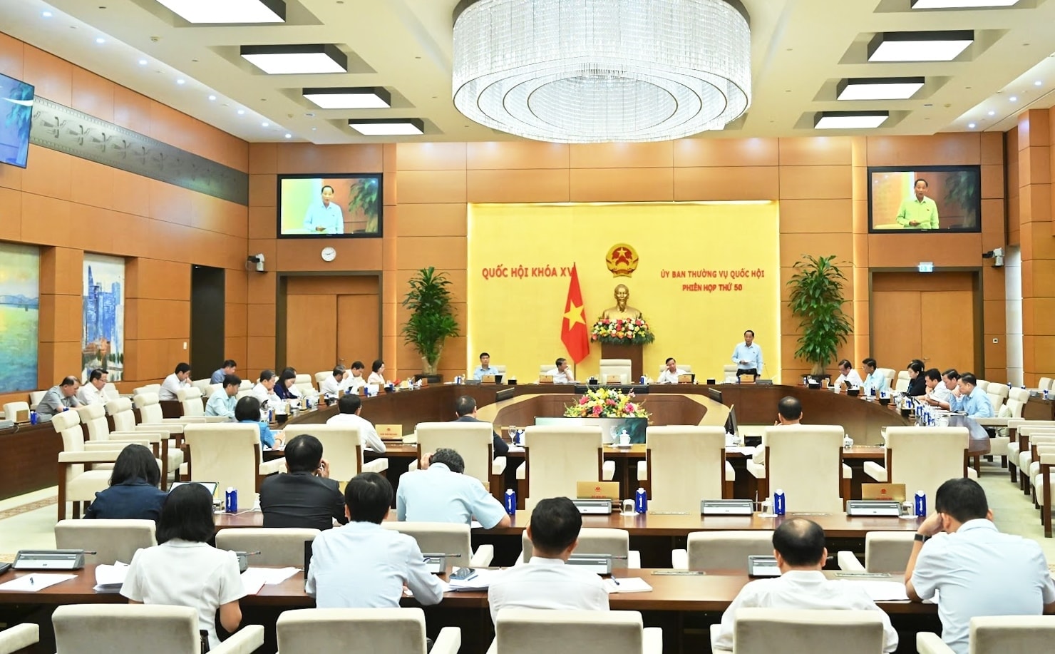 Cử tri và Nhân dân lo lắng về diễn biến bất thường của thời tiết, thiên tai