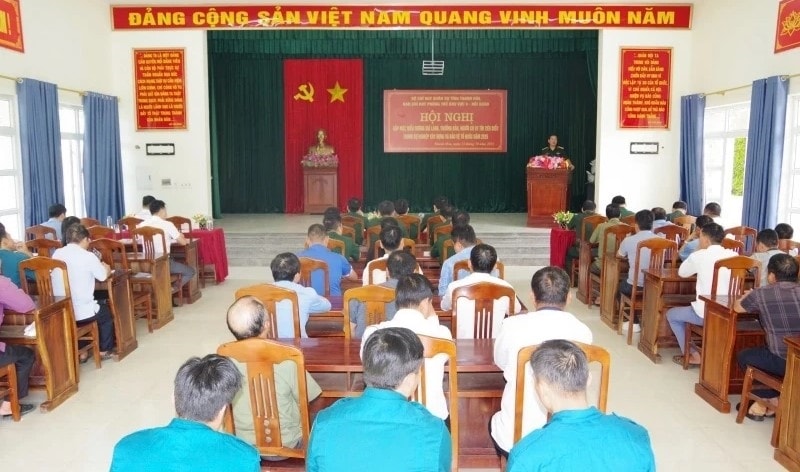 Gặp mặt Già làng, Trưởng bản tiêu biểu vùng biên Thanh Hóa