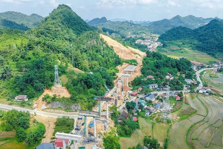 Chính phủ yêu cầu hoàn thành dứt điểm các tồn tại về giải phóng mặt bằng trước 15/10/2025 (Ảnh MH)