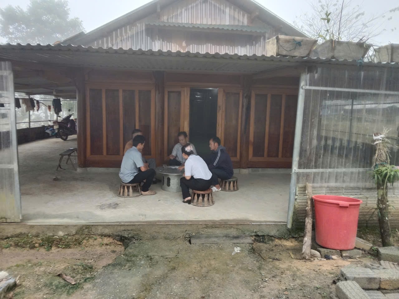 Có nguồn lực từ chương trình MTQG 1719, nhà của gia đình anh Lỳ Nhìa Hờ - Bản Tham Lực xã Mường Lống cũng trở nên khang trang hơn