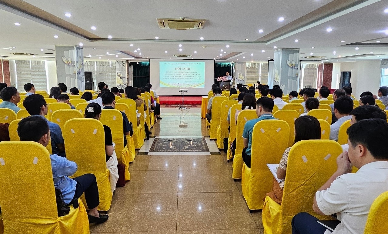 Quang cảnh hội nghị tập tuấn Quang cảnh hội nghị tập tuấn