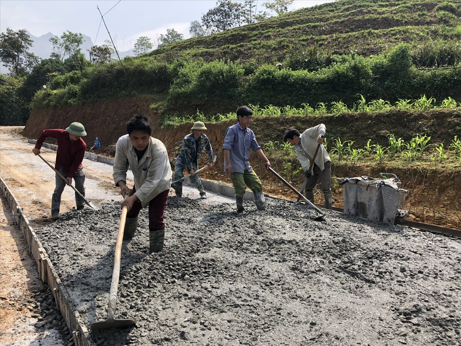Việc thành lập Ban chỉ đạo  cấp xã nhằm đẩy nhanh tiến độ triển khai các Chương trình MTQG trong những tháng cuối năm 2025 (ảnh Trọng Bảo)