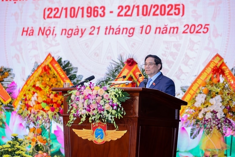 Thủ tướng đề nghị Quân chủng tiếp tục phát huy truyền thống 
