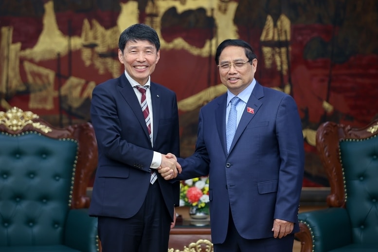 Thủ tướng Phạm Minh Chính tiếp ông Yamamoto Ichita, Thống đốc tỉnh Gunma, Nhật Bản đang thăm, làm việc tại Việt Nam - Ảnh: VGP/Nhật Bắc Thủ tướng Phạm Minh Chính tiếp ông Yamamoto Ichita, Thống đốc tỉnh Gunma, Nhật Bản đang thăm, làm việc tại Việt Nam - Ảnh: VGP/Nhật Bắc