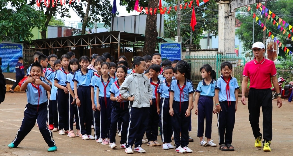 Việc đầu tư xây dựng các trường nội trú liên cấp sẽ giúp các em học sinh có điều kiện học hành tốt hơn. (Ảnh: P.T)