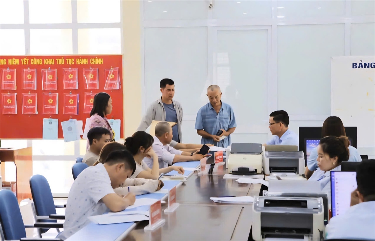 Chính sách mới góp phần hỗ trợ khó khăn cho CBCCVC, đặc biệt vùng sâu, vùng xa, vùng DTTS