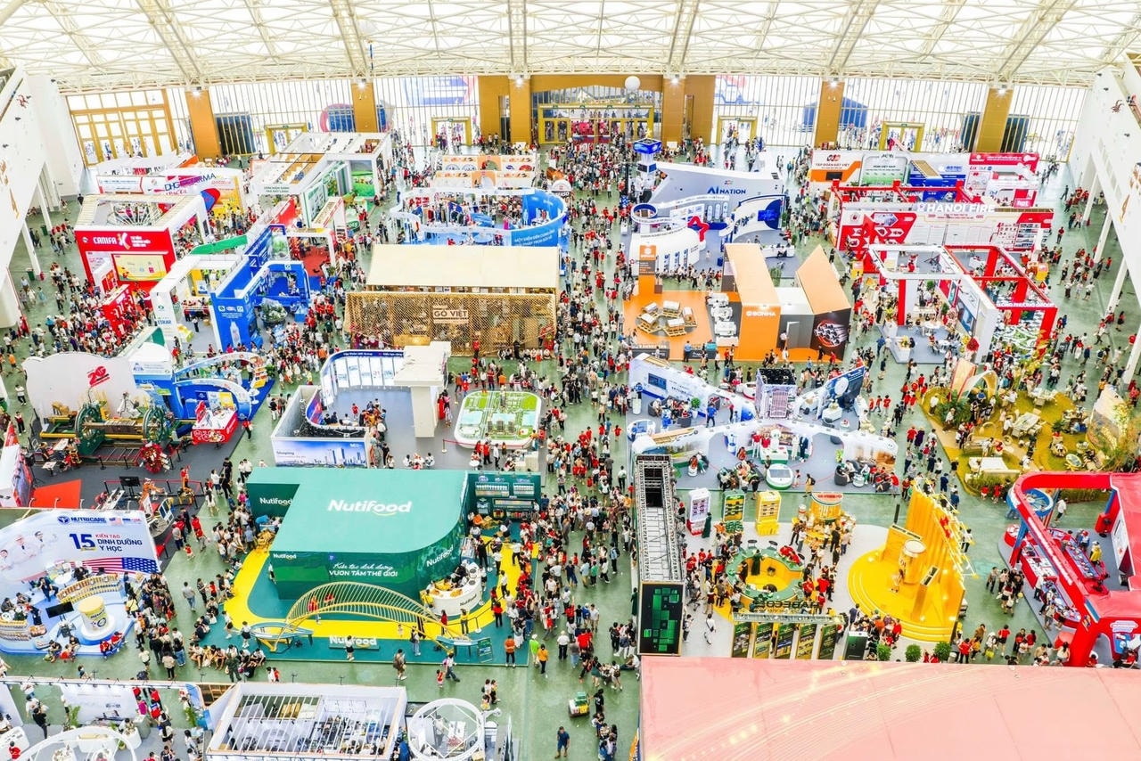 Hội chợ Mùa Thu lần thứ nhất năm 2025 đã chính mở cửa và kéo dài từ ngày 25/10 đến 4/11 