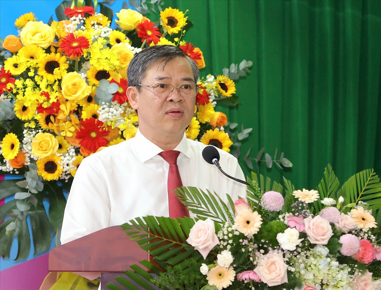 Ông Trương Cảnh Tuyên, Chủ tịch UBND TP. Cần Thơ, Trưởng ban Ban Tổ chức Lễ hội Oóc Om Bóc - Đua ghe Ngo 2025 Ông Trương Cảnh Tuyên, Chủ tịch UBND TP. Cần Thơ, Trưởng ban Ban Tổ chức Lễ hội Oóc Om Bóc - Đua ghe Ngo 2025