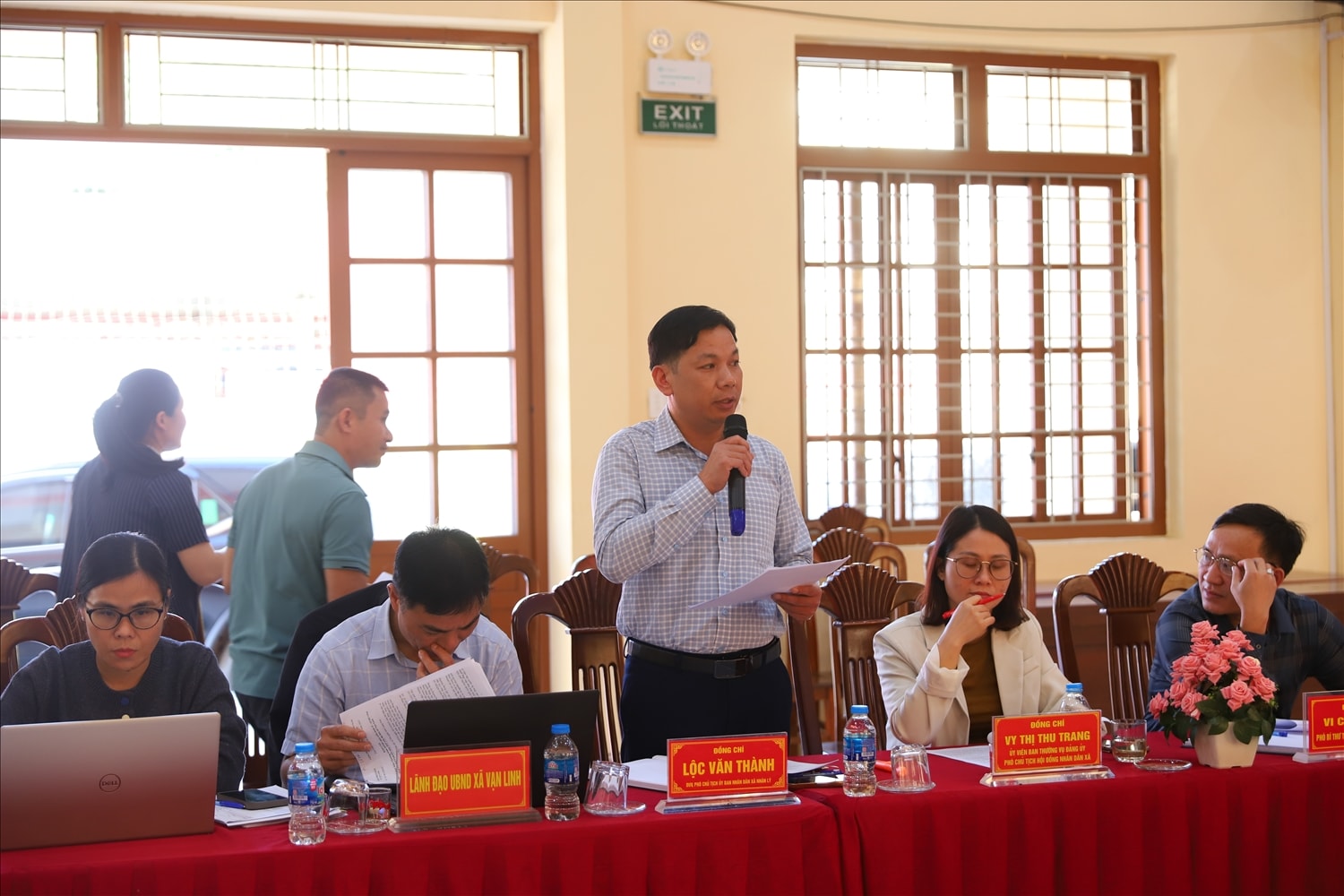 Đại diên các xã phát biểu ý kiến tại buổi kiểm tra