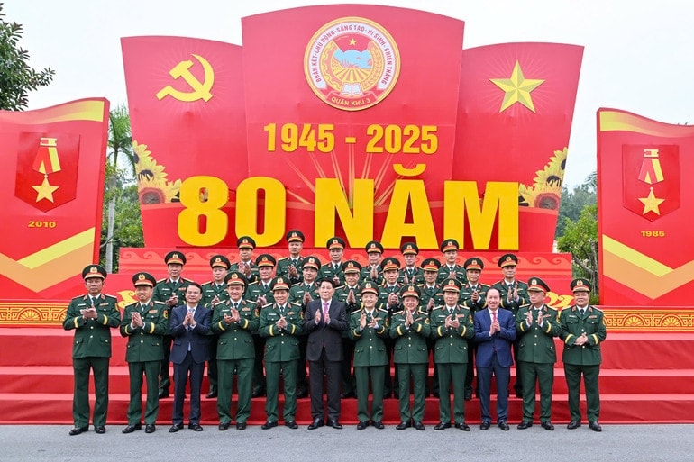 Chủ tịch nước và các đại biểu tại Lễ kỷ niệm. (Ảnh: Thủy Nguyên) Chủ tịch nước và các đại biểu tại Lễ kỷ niệm. (Ảnh: Thủy Nguyên)