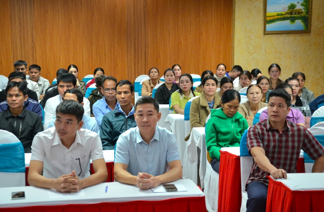 Các học viên tham gia lớp tập huấn. (Ảnh: N.Đ)