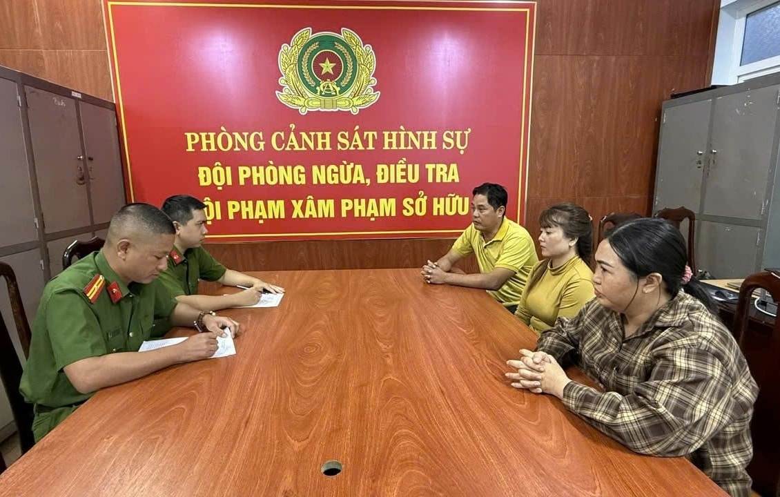 Các đối tượng tại cơ quan công an