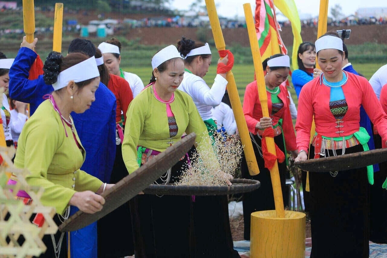 Lễ hội ruộng bậc thang Miền Đồi được tổ chức nhằm bảo tồn và phát huy giá trị danh thắng ruộng bậc thang, tôn vinh văn hóa dân tộc Mường