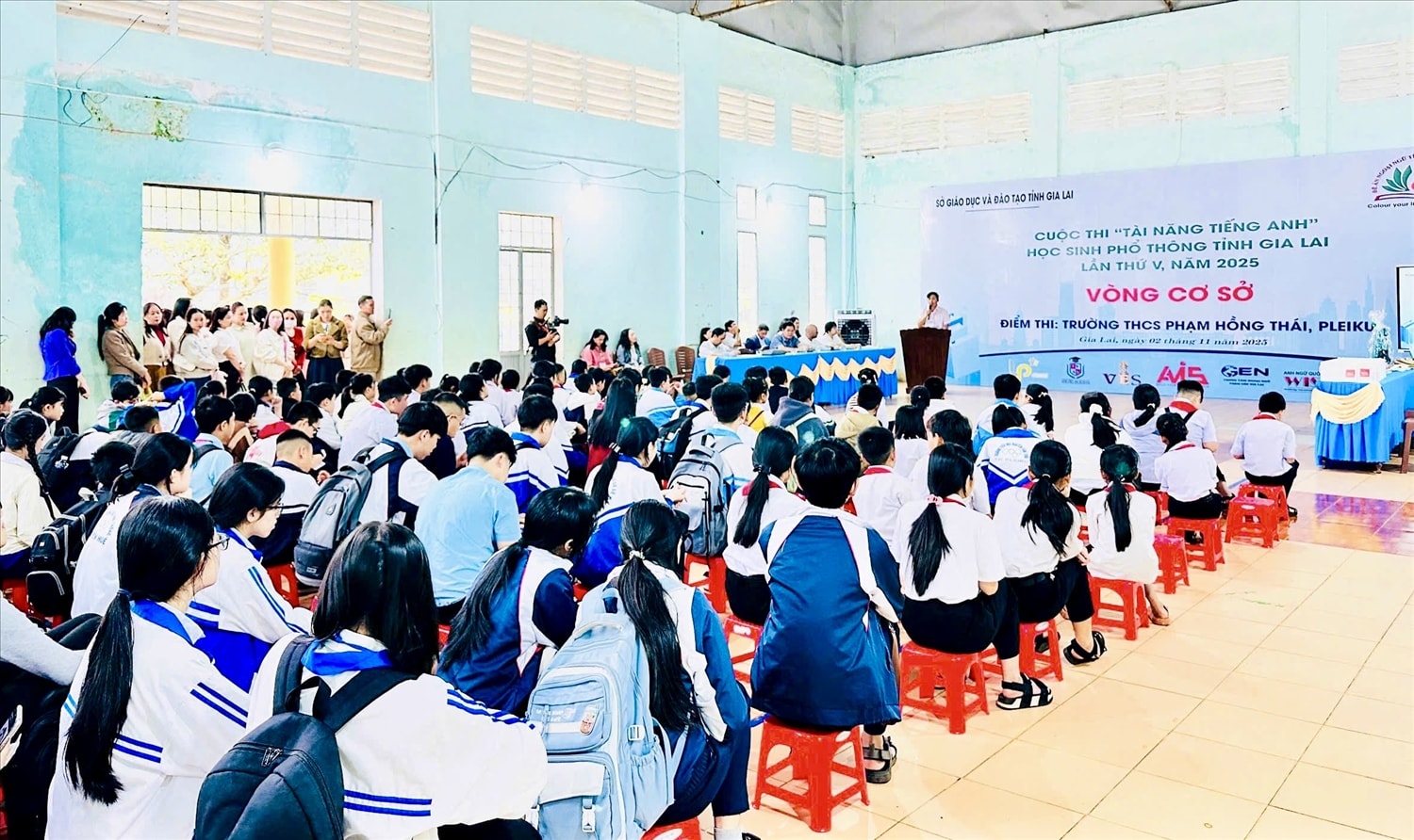Hơn 800 thí sinh tham gia vòng thi cơ sở cuộc thi 