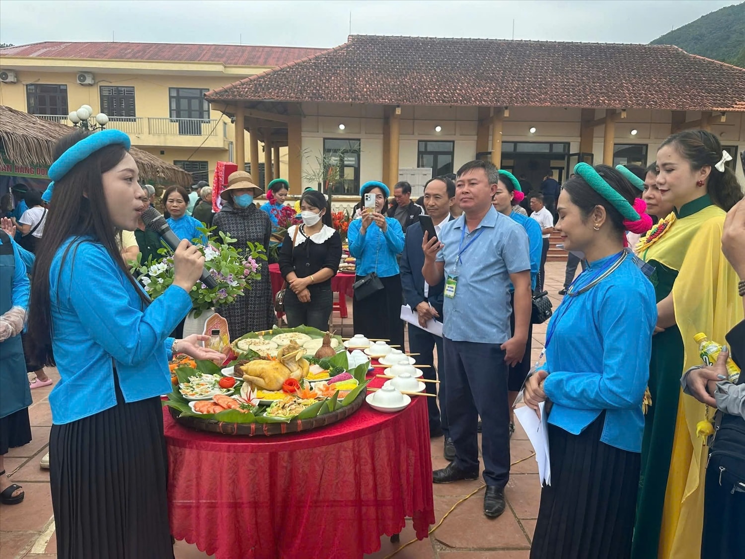 Phần thi mâm cỗ ẩm thực truyền thống