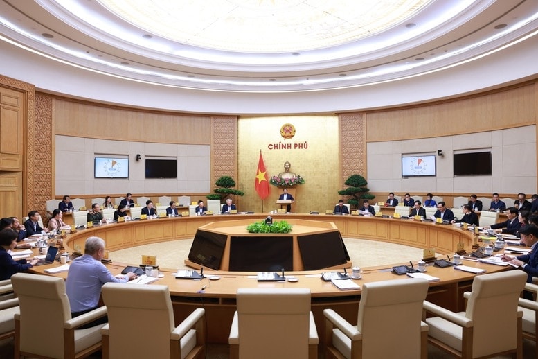Thủ tướng yêu cầu Các thành phố phải ban hành ngay các cơ chế, chính sách theo thẩm quyền, chủ động chuẩn bị địa điểm, bộ máy… liên quan và cố gắng tới 15/11 phải xong - Ảnh: VGP/Nhật Bắc Thủ tướng yêu cầu Các thành phố phải ban hành ngay các cơ chế, chính sách theo thẩm quyền, chủ động chuẩn bị địa điểm, bộ máy… liên quan và cố gắng tới 15/11 phải xong - Ảnh: VGP/Nhật Bắc