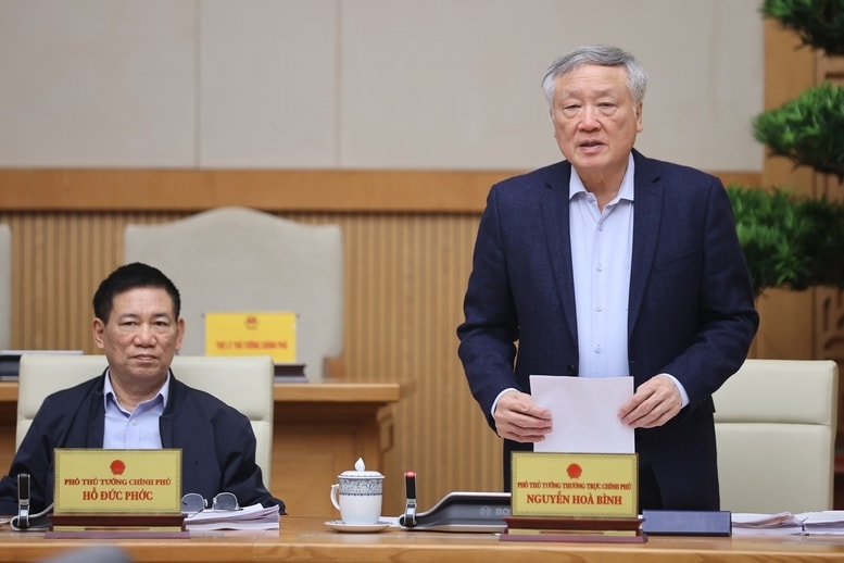 Phó Thủ tướng Thường trực Nguyễn Hòa Bình phát biểu tại phiên họp - Ảnh: VGP/Nhật Bắc Phó Thủ tướng Thường trực Nguyễn Hòa Bình phát biểu tại phiên họp - Ảnh: VGP/Nhật Bắc