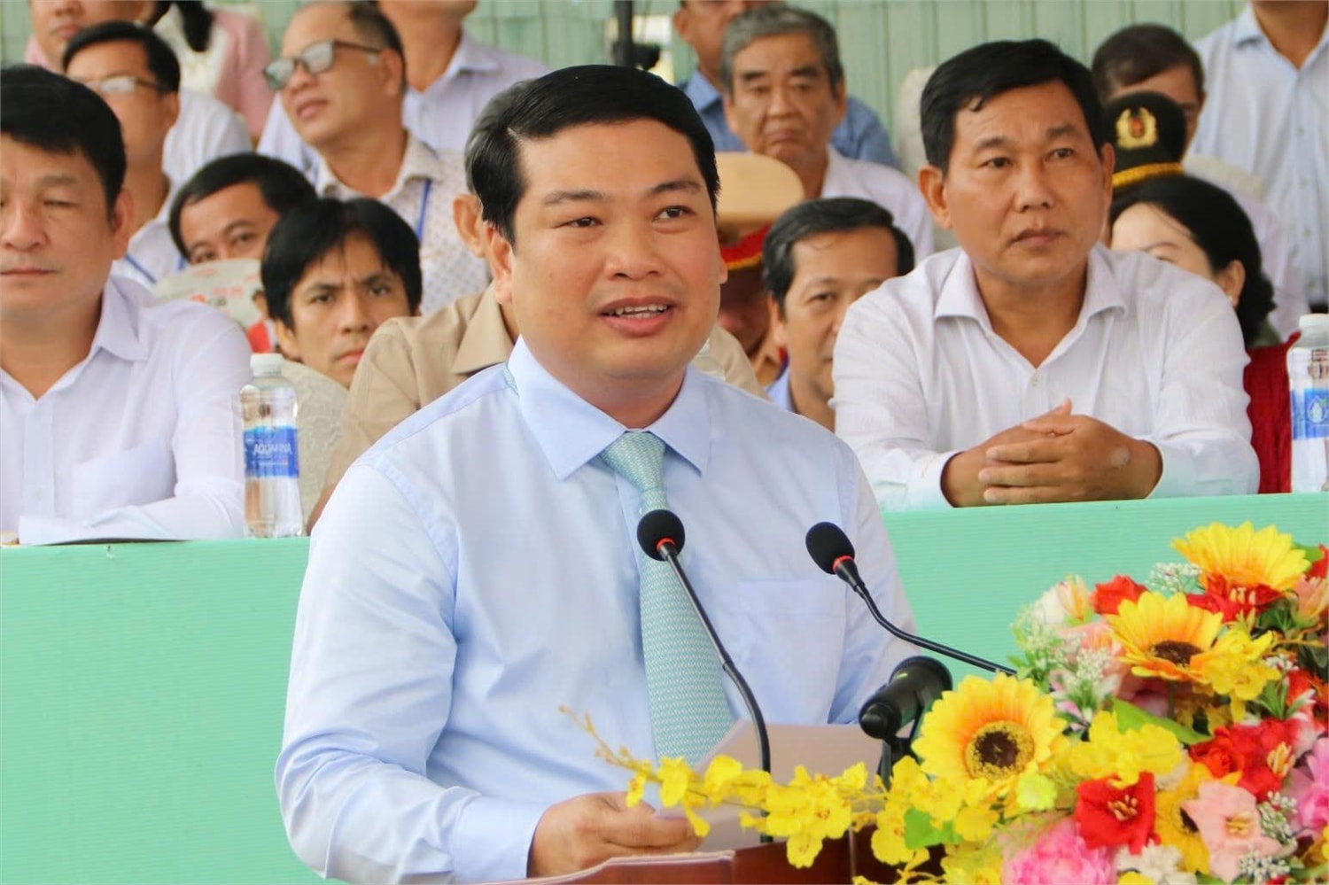 Ông Lê Trung Hồ, Phó Chủ tịch UBND tỉnh An Giang, Trưởng Ban Tổ chức phát biểu khai mạc Ngày hội Văn hóa, Thể thao và Du lịch đồng bào Khmer tỉnh An Giang lần thứ XVII năm 2025. (Ảnh: HC) Ông Lê Trung Hồ, Phó Chủ tịch UBND tỉnh An Giang, Trưởng Ban Tổ chức phát biểu khai mạc Ngày hội. (Ảnh: HC)