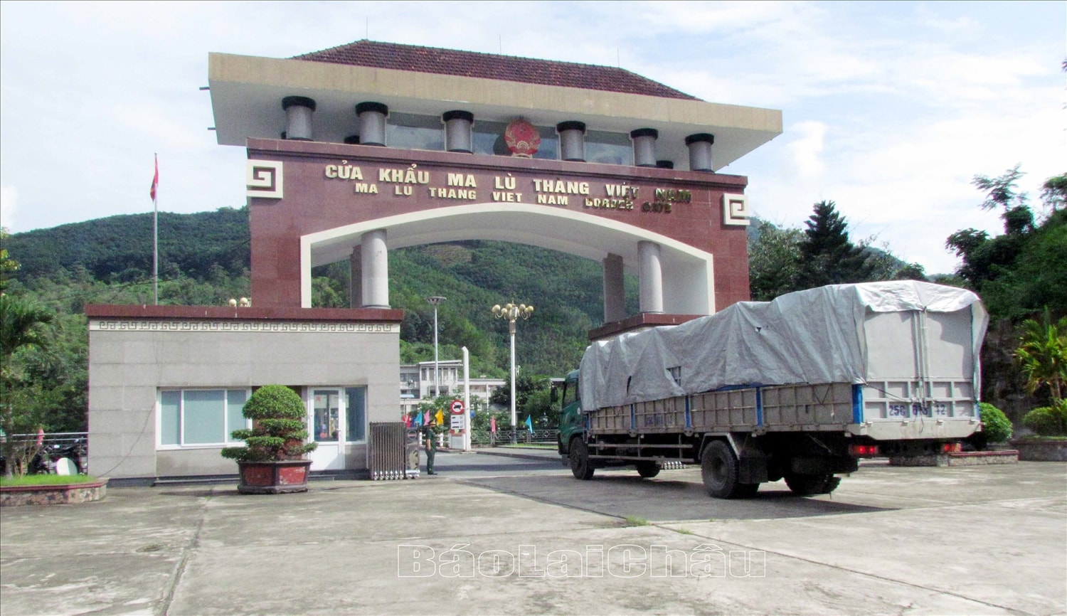 Tỉnh Lai Châu tập trung phát triển kinh tế biên mậu qua Cửa khẩu Ma Lù Thàng.
