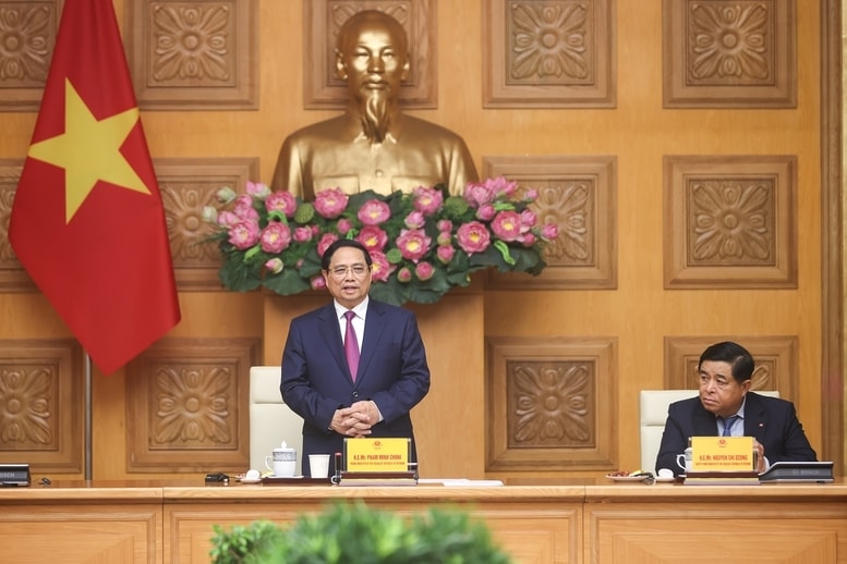 Thủ tướng cho biết, Việt Nam phấn đấu có nhà máy chip bán dẫn đầu tiên trong năm 2026 - Ảnh: VGP/Nhật Bắc