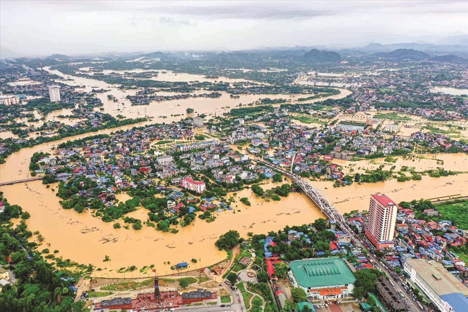 Thái Nguyên ngập sâu sau hoàn lưu bão số 11