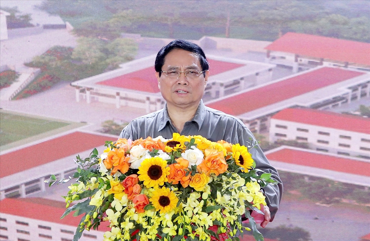 Thủ tướng Phạm Minh Chính phát biểu tại lễ khởi công. Ảnh: Quỳnh Trâm