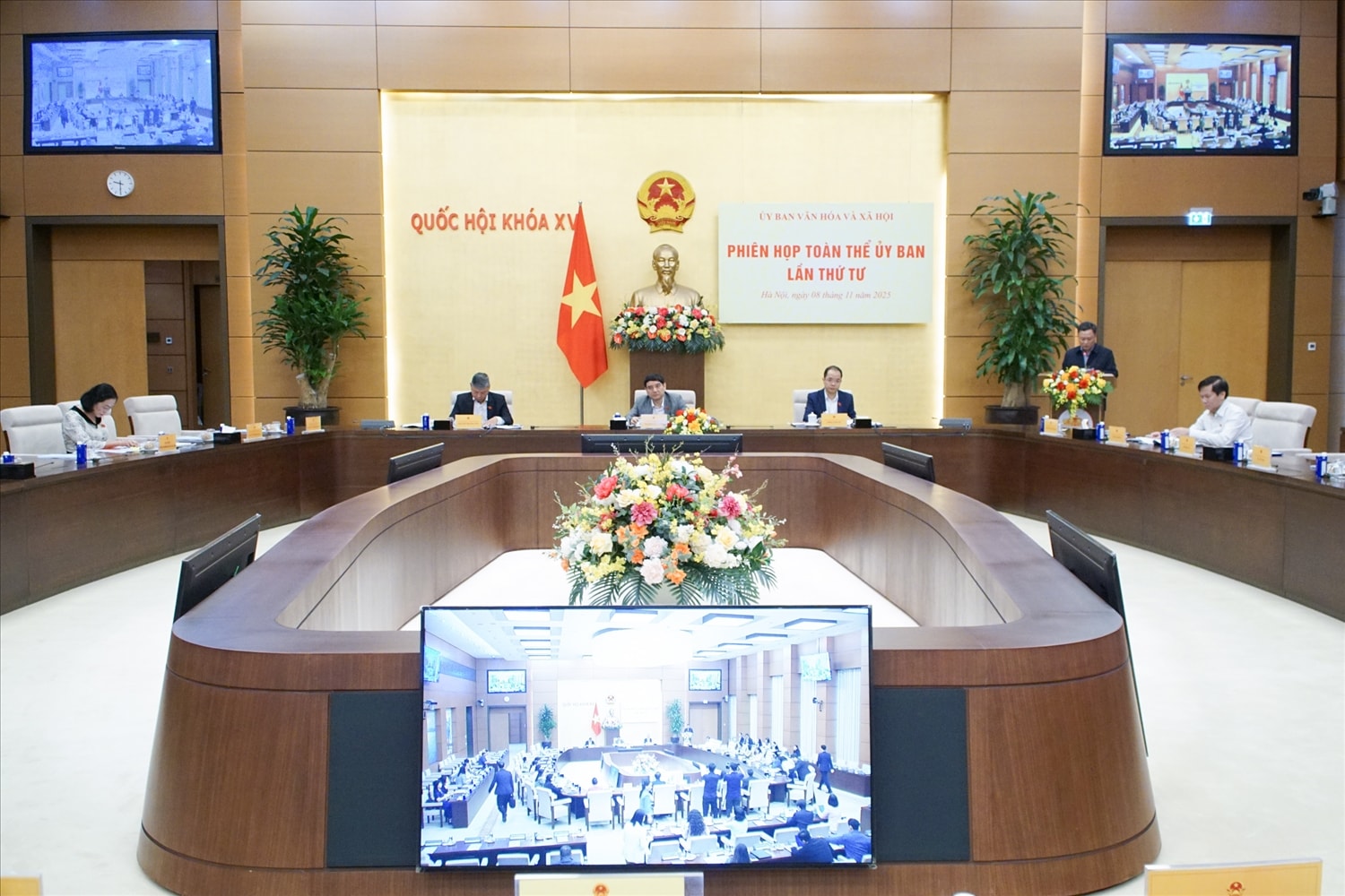 Quang cảnh phiên họp Quang cảnh phiên họp