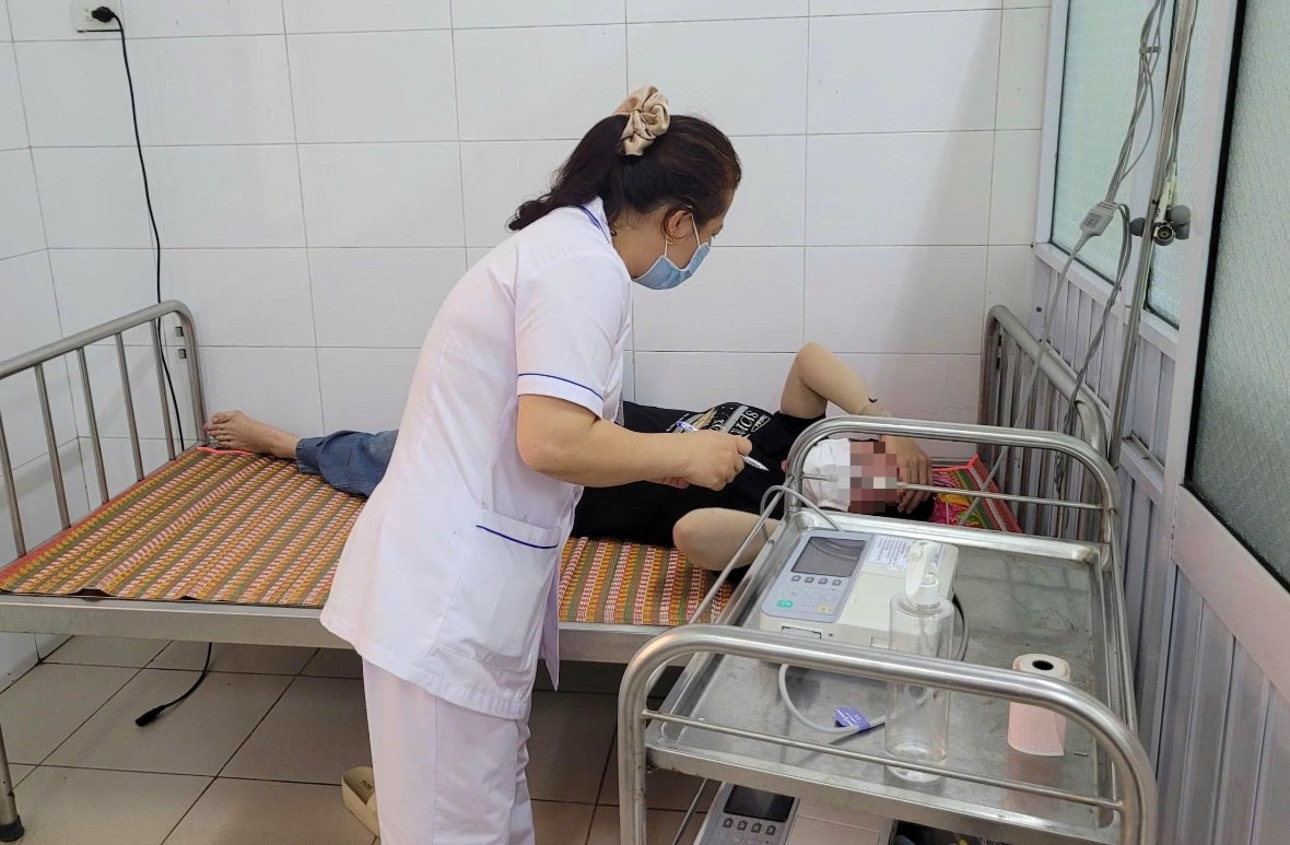 (Tin) TP. Huế sau bữa ăn trưa tại công ty, 14 công nhân nhập viện cấp cứu