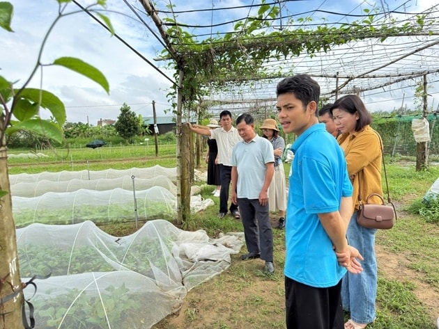 Khuyến nông vì một nền nông nghiệp nhân văn và bền vững