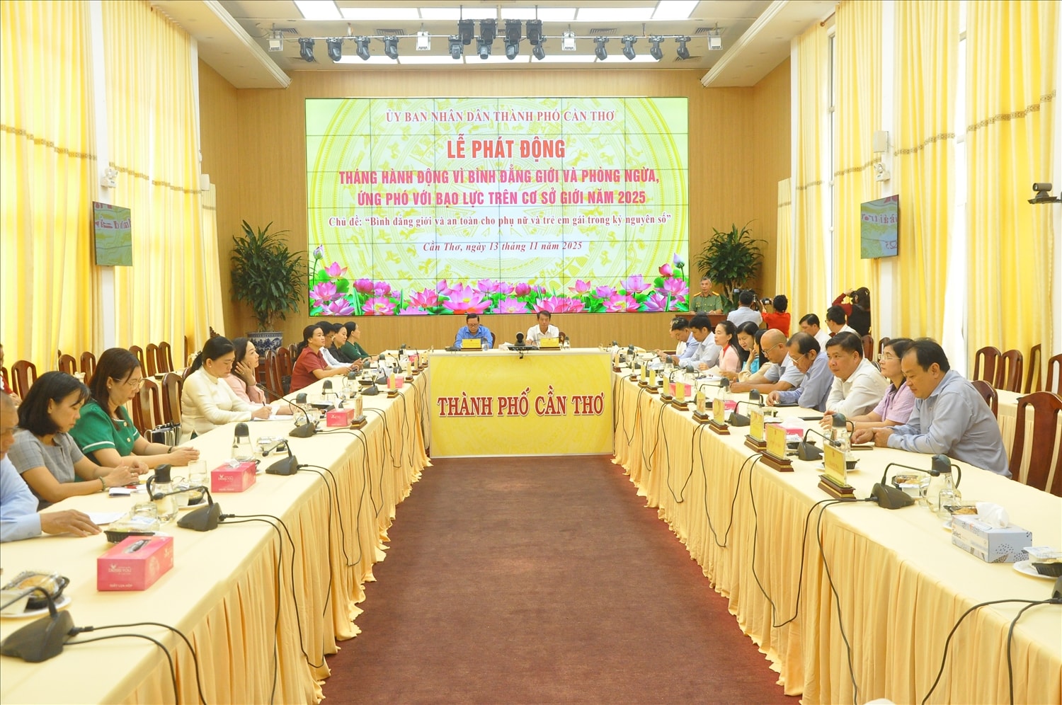 Quang cảnh Lễ phát động Tháng hành động vì bình đẳng giới và phòng ngừa, ứng phó với bạo lực trên cơ sở giới năm 2025