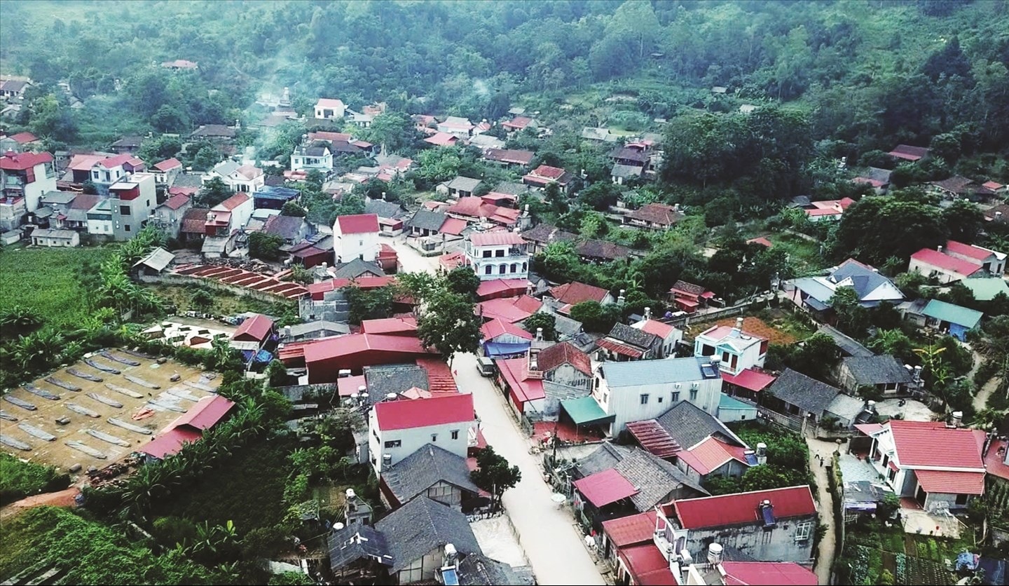 Trong nhiệm kỳ 2020 -2025, tỉnh Lạng Sơn đã có 47/88 xã và 315/644 thôn thoát khỏi diện đặc biệt khó khăn, đạt mục tiêu Trung ương giao