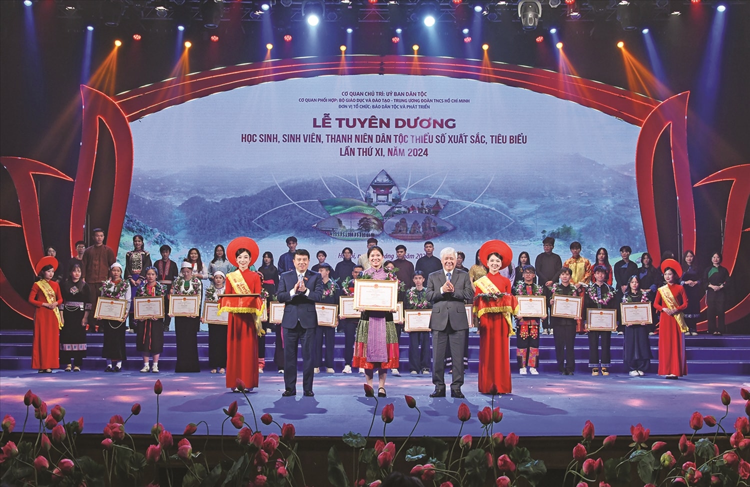  Tại Lễ Tuyên dương năm 2024, 125 em đã được vinh danh, trong đó có 12 em thuộc các dân tộc có khó khăn đặc thù