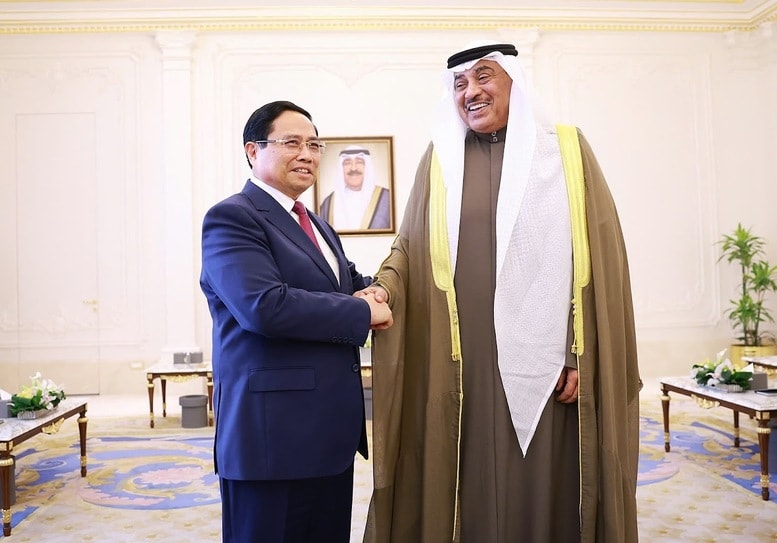 Thủ tướng Chính phủ Phạm Minh Chính hội kiến Hoàng Thái tử Nhà nước Kuwait Sheikh Sabah Khaled Al-Hamad Al-Sabah - Ảnh: VGP/Nhật Bắc