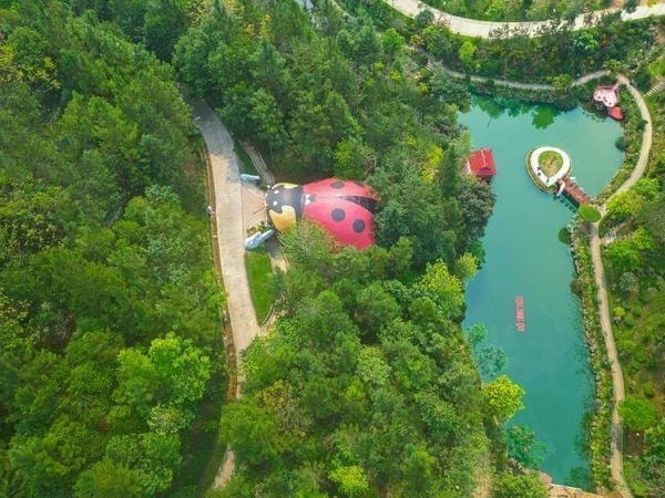 Vila toàn cảnh Công viên Di sản các nhà khoa học Việt Nam nhìn từ trên cao.