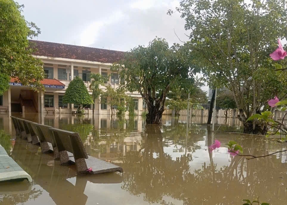 Các cơ sở giáo dục trên địa bàn tỉnh Gia Lai khẩn trương cho học sinh nghỉ học để chủ động phòng, tránh mưa, lũ
