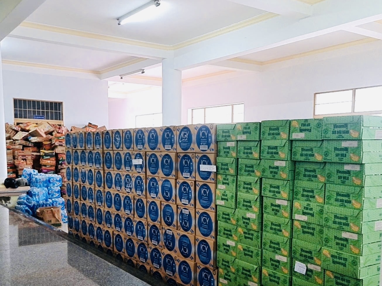 Các sản phẩm dinh dưỡng của Vinamilk đã đến Đắk Lắk, sẵn sàng tiếp ứng cho bà con vùng lũ - Ảnh: Vi Nam