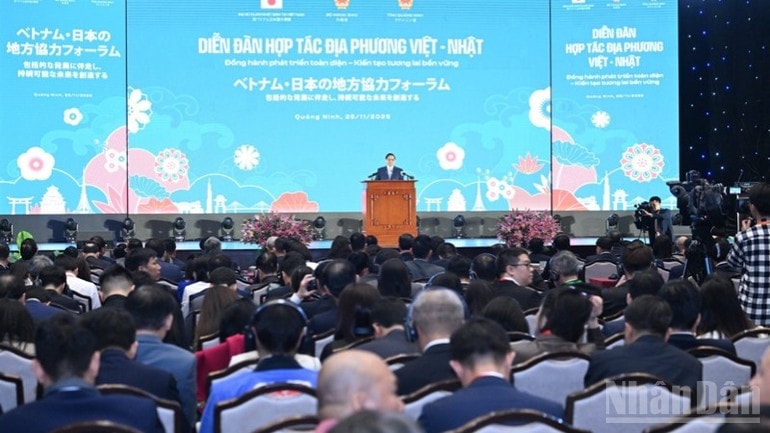 Quang cảnh Diễn đàn Hợp tác địa phương Việt-Nhật. (Ảnh: TRẦN HẢI) Quang cảnh Diễn đàn Hợp tác địa phương Việt-Nhật. (Ảnh: TRẦN HẢI)