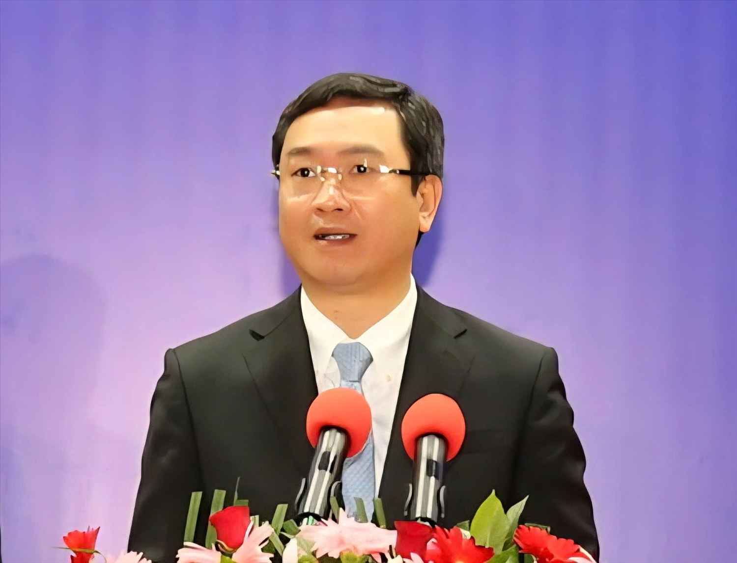 Ông Nguyễn Cảnh Toàn, Chủ tịch UBND tỉnh Lạng Sơn phát biểu tại buổi lễ Ông Nguyễn Cảnh Toàn, Chủ tịch UBND tỉnh Lạng Sơn phát biểu tại buổi lễ