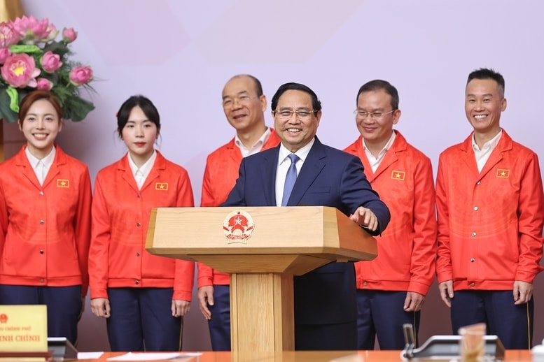 Thủ tướng chỉ rõ, thi đấu quyết liệt nhưng bằng sự trung thực, cao thượng, tôn trọng đối thủ, tôn trọng trọng tài và tôn trọng khán giả; từng thành viên của Đoàn Thể thao Việt Nam phải thể hiện vai trò của 