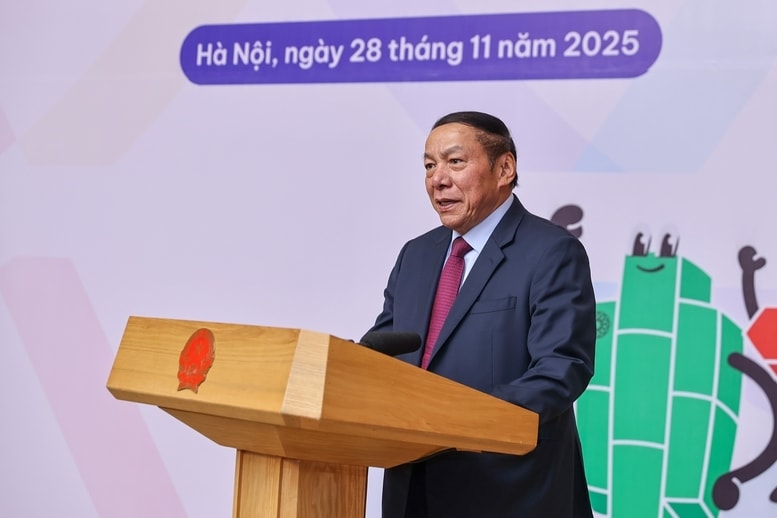 Bộ trưởng Bộ Văn hóa, Thể thao và Du lịch Nguyễn Văn Hùng phát biểu - Ảnh: VGP/Nhật Bắc