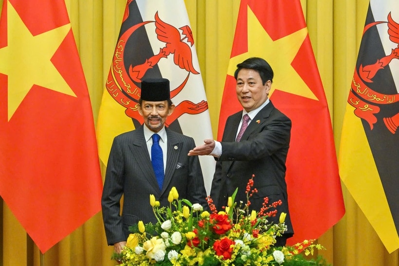 Chủ tịch nước Lương Cường và Quốc vương Brunei tại hội đàm. (Ảnh: Thủy Nguyên) 