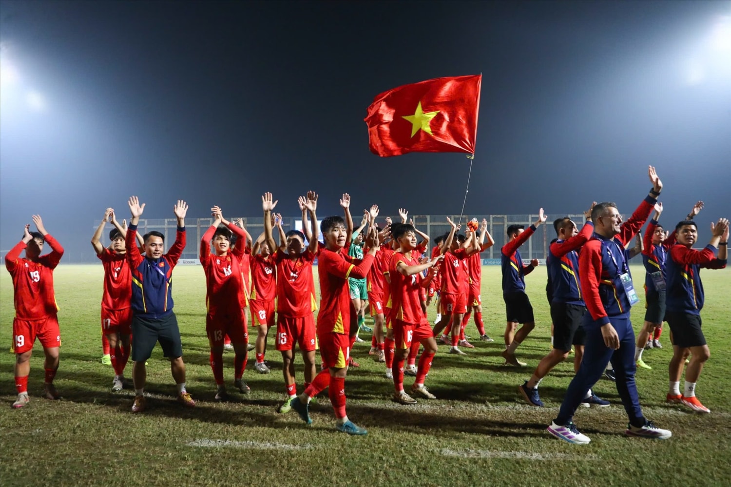 Đội tuyển U17 Việt Nam xuất sắc giành vé dự U17 châu Á 2026 Đội tuyển U17 Việt Nam xuất sắc giành vé dự U17 châu Á 2026
