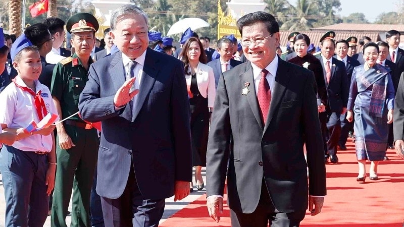 Tổng Bí thư Tô Lâm cùng Tổng Bí thư, Chủ tịch nước Lào Thongloun Sisoulith dự khánh thành Công viên Hữu nghị Lào-Việt Nam. (Ảnh: Thống Nhất/TTXVN) Tổng Bí thư Tô Lâm cùng Tổng Bí thư, Chủ tịch nước Lào Thongloun Sisoulith dự khánh thành Công viên Hữu nghị Lào-Việt Nam. (Ảnh: Thống Nhất/TTXVN)