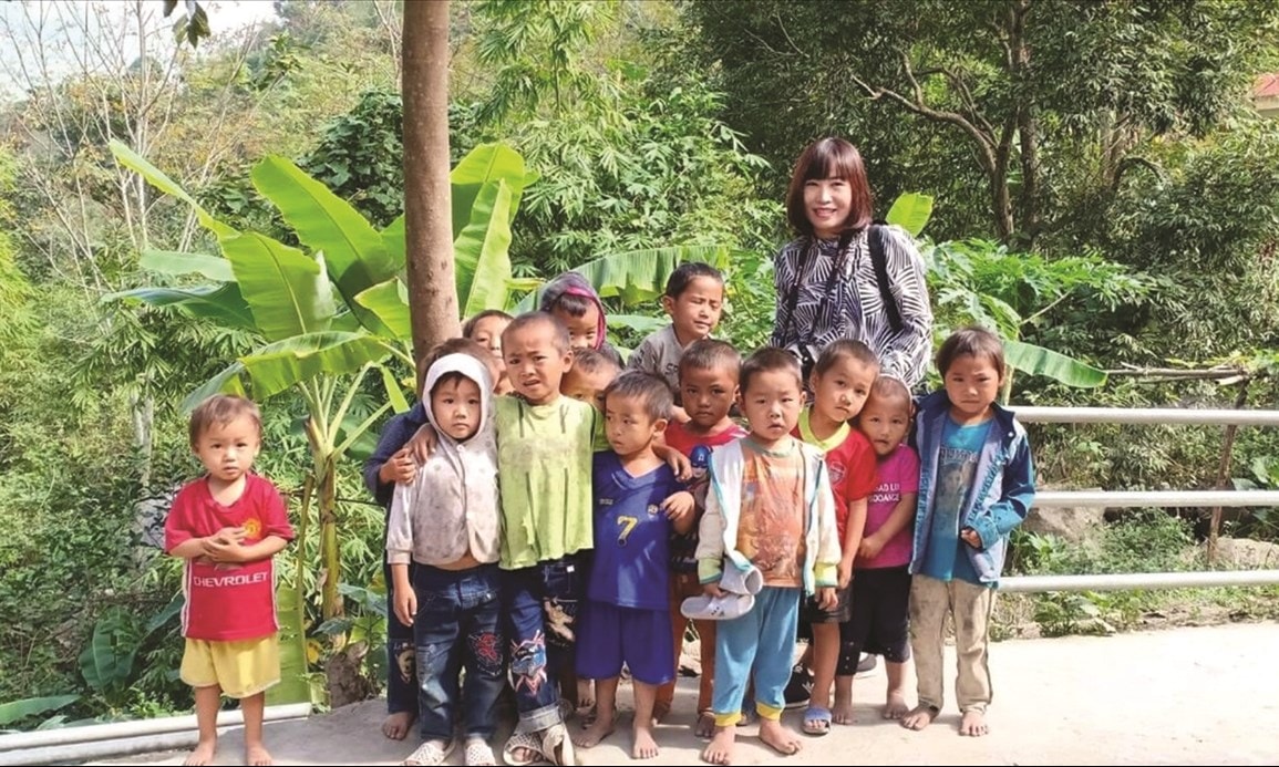 Điểm sáng ở bản Tung là trẻ em trong độ tuổi đều đến trường đầy đủ