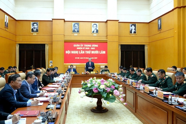 Quang cảnh Hội nghị Quân ủy Trung ương lần thứ mười lăm. (Ảnh: ĐĂNG KHOA) Quang cảnh Hội nghị Quân ủy Trung ương lần thứ mười lăm. (Ảnh: ĐĂNG KHOA)
