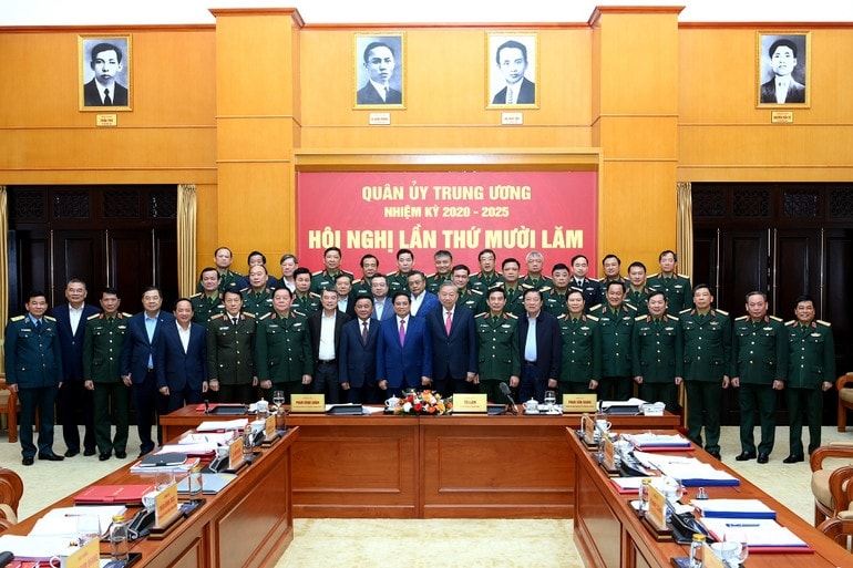 Tổng Bí thư Tô Lâm và các đồng chí lãnh đạo Đảng, Nhà nước, các đại biểu dự hội nghị. (Ảnh: ĐĂNG KHOA) Tổng Bí thư Tô Lâm và các đồng chí lãnh đạo Đảng, Nhà nước, các đại biểu dự hội nghị. (Ảnh: ĐĂNG KHOA)