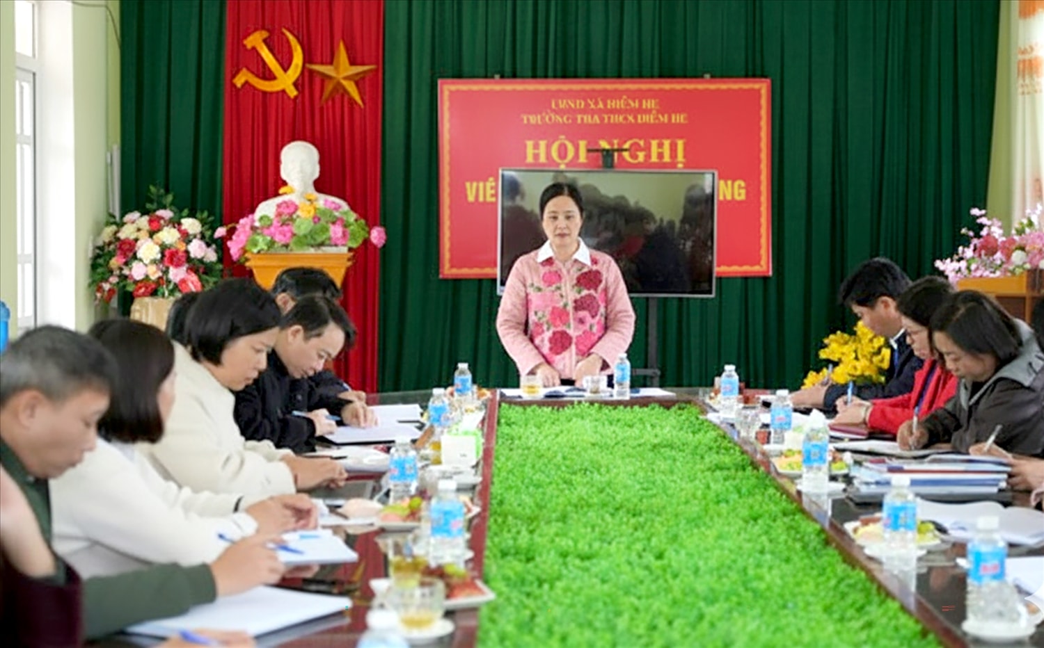 Đoàn công tác đã tư vấn, hỗ trợ các trường trong việc xây dựng kế hoạch và đề ra các giải pháp hiệu quả