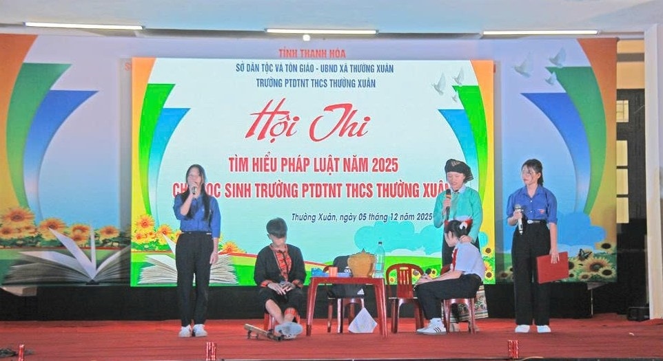 Phần thi tiểu phẩm của các đội thi