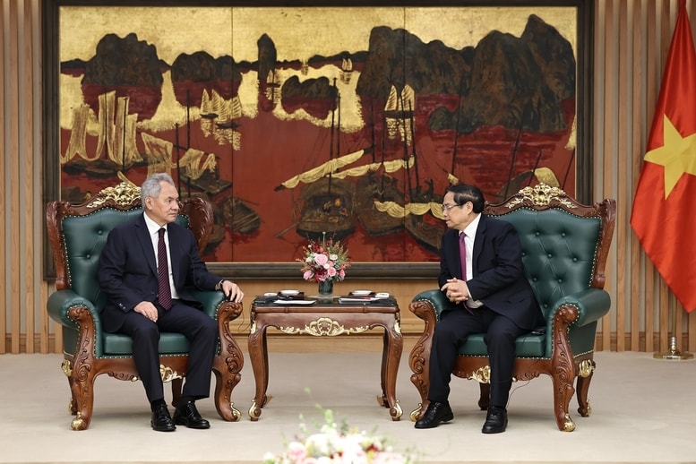 Thủ tướng Chính phủ Phạm Minh Chính và Thư ký Hội đồng An ninh Liên bang Nga Sergey Shoigu đã cùng điểm lại những nét nổi bật trong hợp tác song phương thời gian qua - Ảnh: VGP/Nhật Bắc